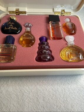 Vintage Miniature Perfume Gift Set – Rare